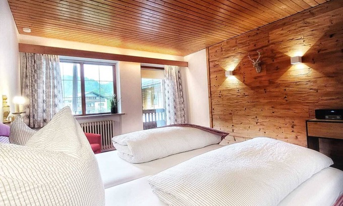 Ramsau Apartment | Apartment Enzian 3 persons 50sqm shower/WC balcony W-LAN TV