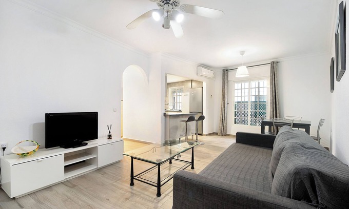 El Puerto de Santa Maria Apartment | Apartment 'Ribera Del Marisco' with Air Conditioning