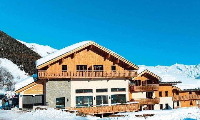 Saint-Sorlin-d'Arves Apartment | Apartment ∙ 8 guests