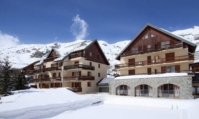 Saint-Sorlin-d'Arves Apartment | Apartment ∙ 8 guests