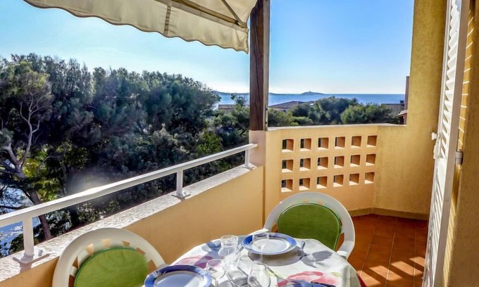 Six-Fours-les-Plages Apartment | Apartment le Verdon in Six Fours La Coudoulière - 4 persons, 1 bedrooms