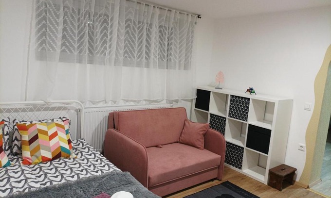 Zirovnica Apartment | Apartma Juli