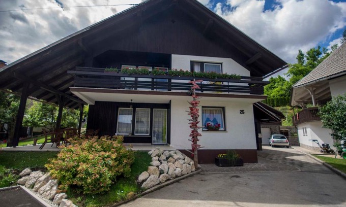 Bohinjska Bistrica Apartment | apartma mojca