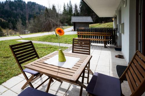 Gorje Apartment | Apartma Pokljuška idila - Idyllic Pokljuka Studio above Bled