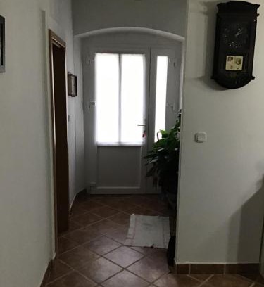 Iz Apartment | Apartman Carina