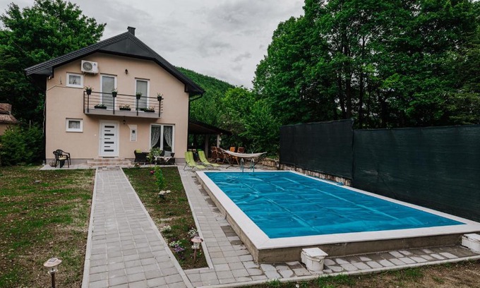 Bihac Apartment | Apartman Ena