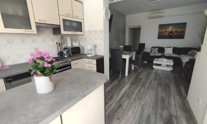 Kastel Novi Apartment | Apartman Kiara