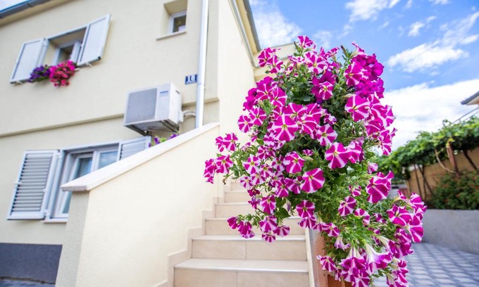 Vranjic Apartment | Apartman Pepa