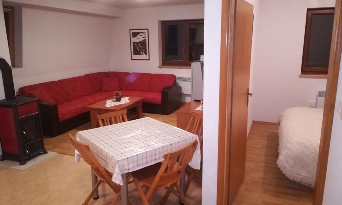 Canton 10 Apartment | Apartman Tea