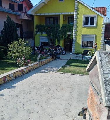 Pirot Apartment | Apartman Zivic