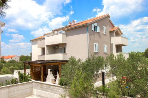 Srima Apartment | Apartmani Gnjidic