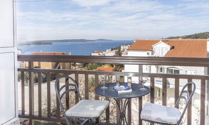 Hvar House | Apartmani Ivanovic