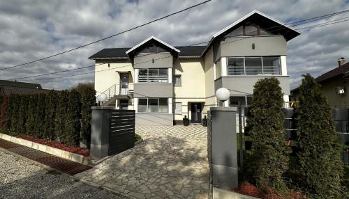 Vrdnik Apartment | Apartmani Lotus Vrdnik