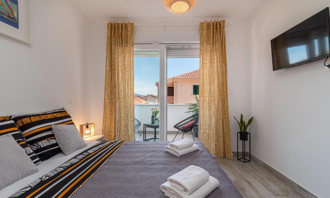 Trogir Apartment | Apartmani Luce Trogir