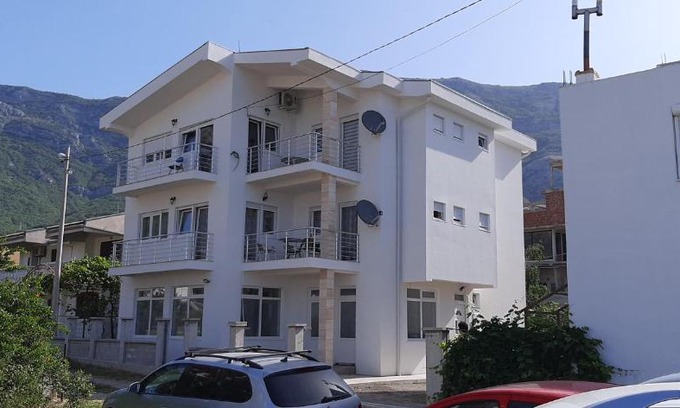 Zgrade Apartment | Apartmani Paradise
