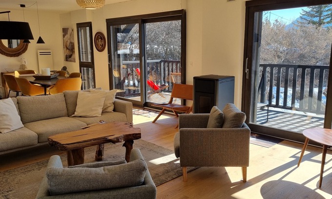Saint-Etienne-de-Tinee Apartment | Apartment "Aspen Park 103" with Mountain View, Private Terraces & Wi-Fi