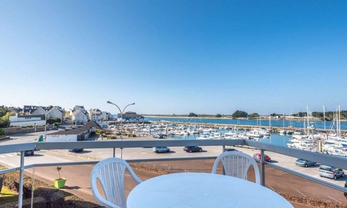 Etel Apartment | Apartment Étel, 2 bedrooms, 5 persons