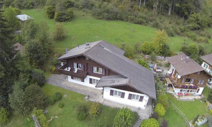 Zweisimmen Apartment | Apartment ∙ 2 bedrooms ∙ 4 guests