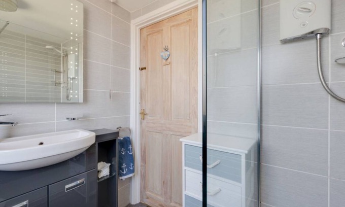 Aberaeron Apartment | Apartment ∙ 2 bedrooms ∙ 4 guests