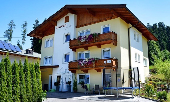 Soell Apartment | Apartment/2 bedrooms/shower, WC and balcony - Landhaus Schweiger