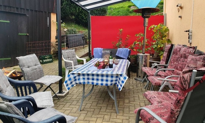 Lichtenhain Apartment | Apartment 2 with 55 sqm /FeWo-hier-und-jetzt