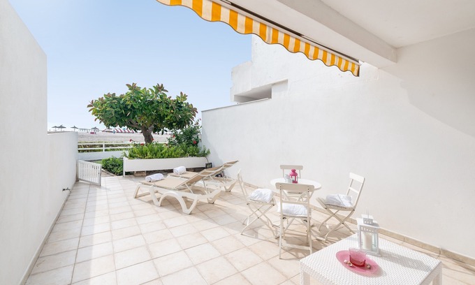 Alcudia House | APARTMENT 23 EDIFICIO CANOPUS - Beautiful apartment facing the beach. Free WIFI