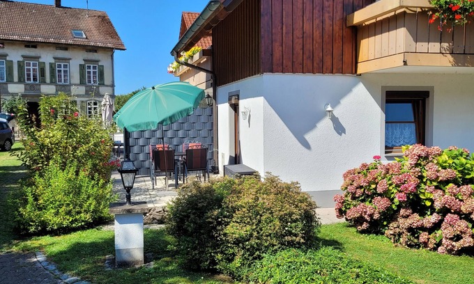 Nonnenhorn Apartment | Apartment 3, 46m² with Private Terrace, Shared Garden and Wi-Fi