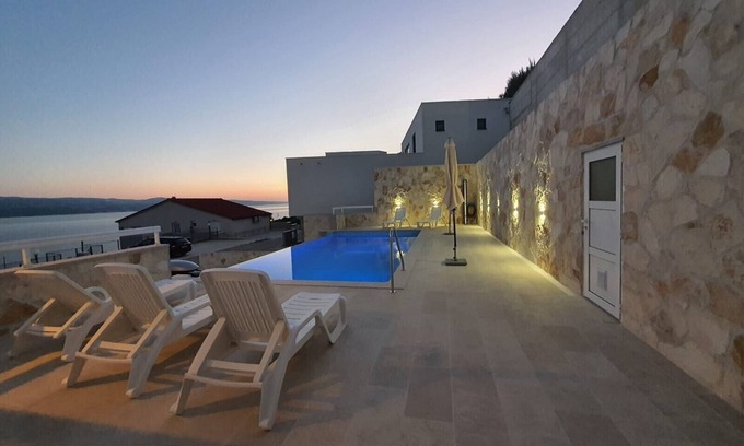 Ruskamen Apartment | Apartment 3 with pool and amazing sea view