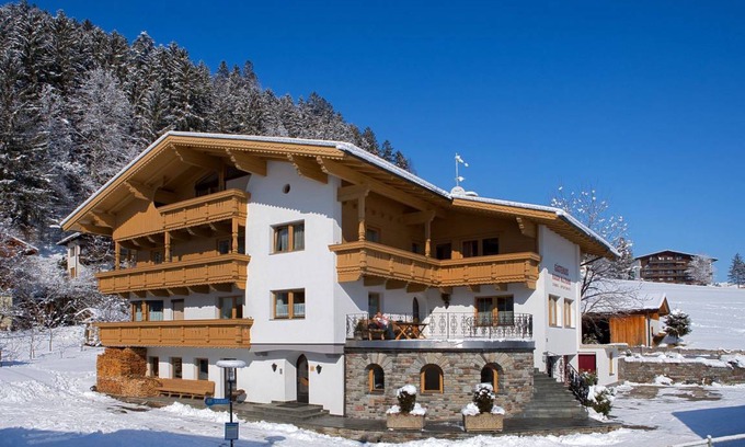 Schwendau Apartment | Apartment ∙ 4 guests