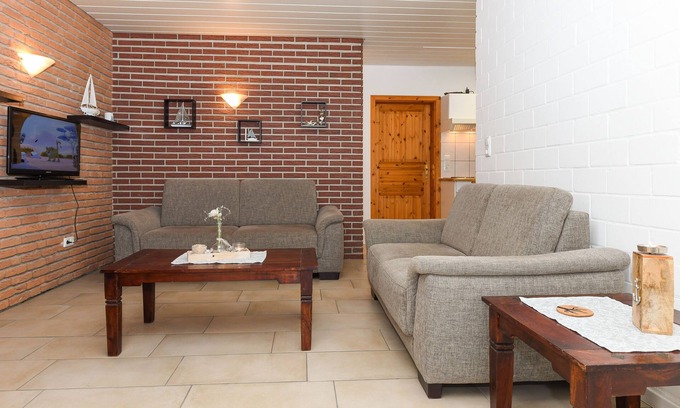 Neuharlingersiel Apartment | Apartment 4 - Landhaus Spittdiek
