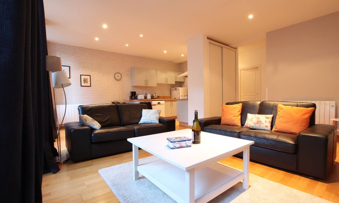 Intra Muros Apartment | Apartment 75m2, 3 * in the heart of Intra-Muros, WIFI and free parking