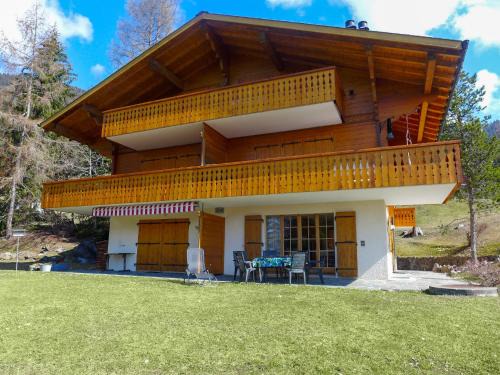 Villars-sur-Ollon Apartment | Apartment Aiguilles Dorées III-2 by Interhome