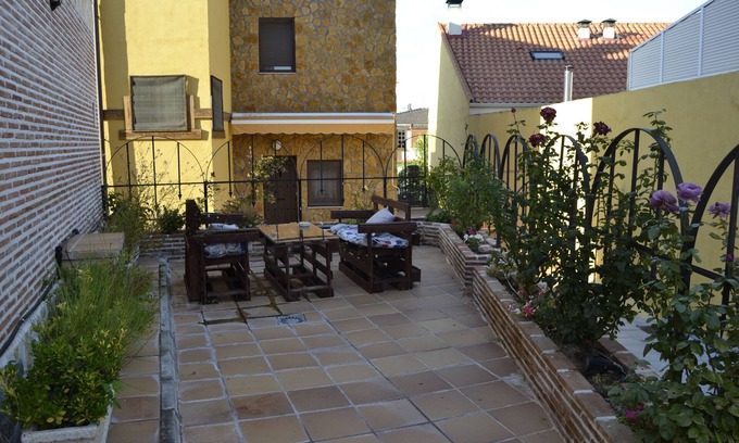 Aldea del Fresno House | Apartment ALBERCHE 4