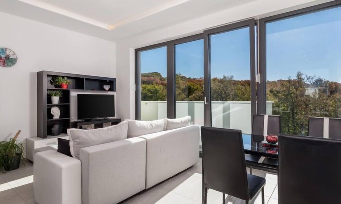 Zurkovo Apartment | Apartment Albi by Interhome