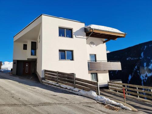 Kappl Apartment | Apartment Alpenliebe-3 by Interhome