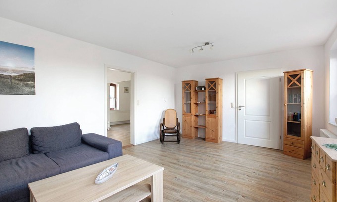 Stenderup Apartment | Apartment 'Alte Ferienwohnung 1 Wolf' with Private Terrace, Private Garden and Wi-Fi