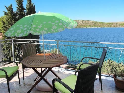 Grebastica Apartment | Apartment Andriana-2 by Interhome