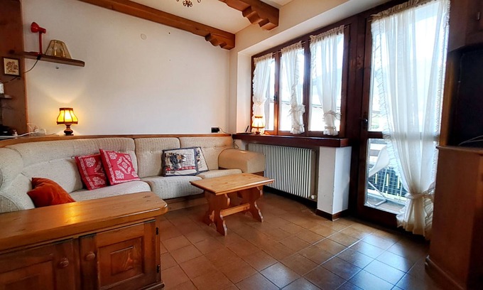 Vodo Cadore Apartment | Apartment 'Antelao Relax a Vinigo' with Mountain View, Private Terrace and Wi-Fi