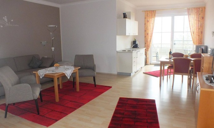 Kirrweiler Bed & Breakfast | Apartment/apartment, shower, WC, 1 bedroom - Wine and guest house Matt-Schwaab