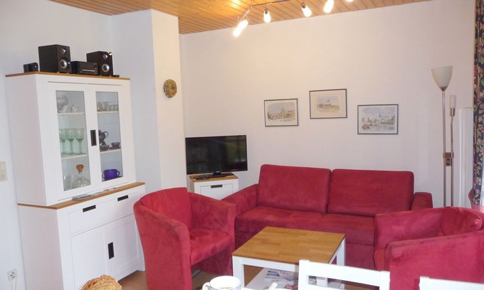 Brenkenhagen Apartment | Apartment / app. for 4 guests with 45m² in Brenkenhagen (3153)