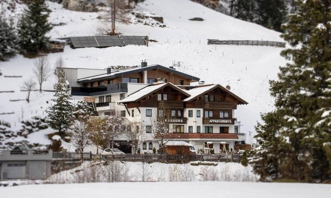 Ischgl Apartment | Apartment 'Appartement 101' with Balcony and Wi-Fi
