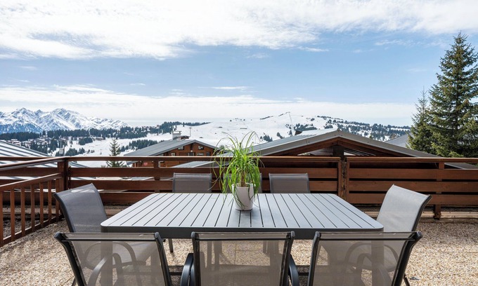 Les Saisies Apartment | Apartment 'Appartement 4' with Mountain View and Private Terrace
