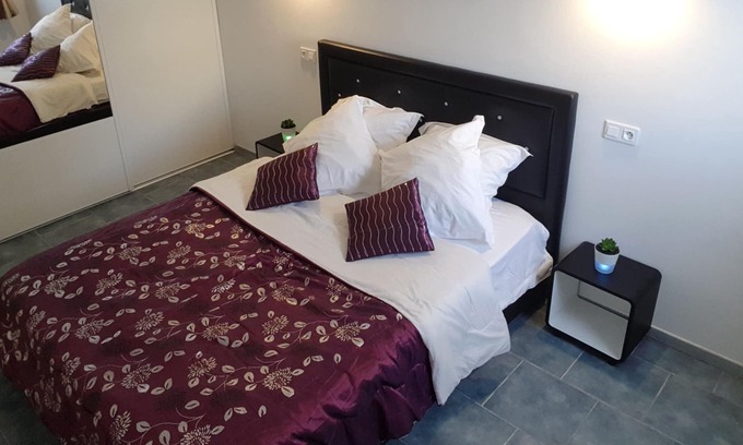 Le Pontet Apartment | Apartment Avignon