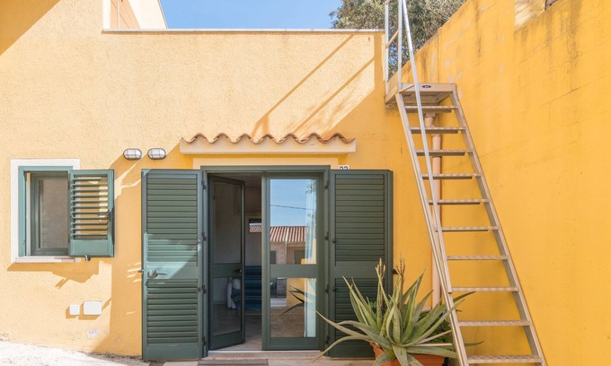 Barrabisa Apartment | Apartment 'Barrabisa Bilocale Grazioso' with Private Terrace and Air Conditioning
