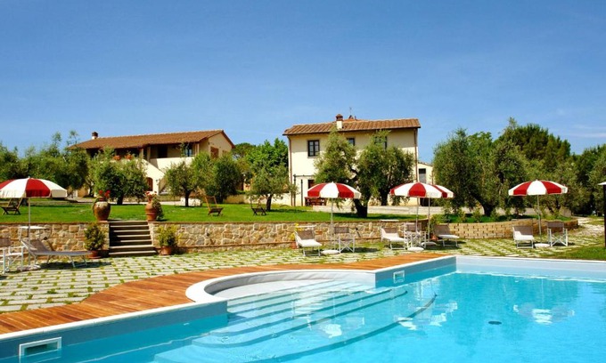 Cerreto Guidi Apartment | Apartment Borgo Fontana-2 by Interhome