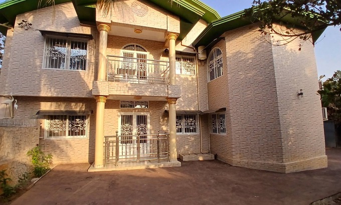 Conakry Apartment | Apartment building Saran Nongo