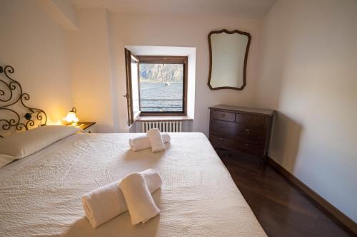 Malcesine Apartment | APARTMENT CA'LUCIA