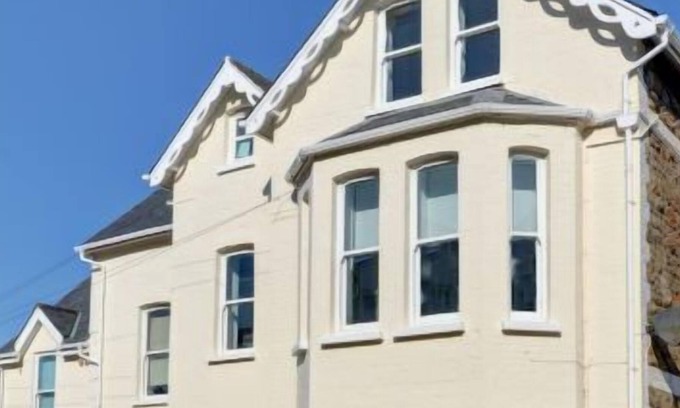 Hele Apartment | Apartment Captains in Ilfracombe - 2 persons, 1 bedrooms