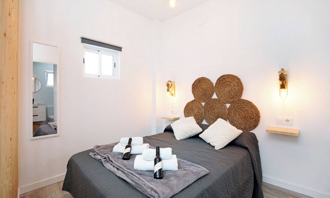 Jerez de la Frontera Apartment | Apartment 'Casa Abuela Maria' with Private Terrace and Wi-Fi