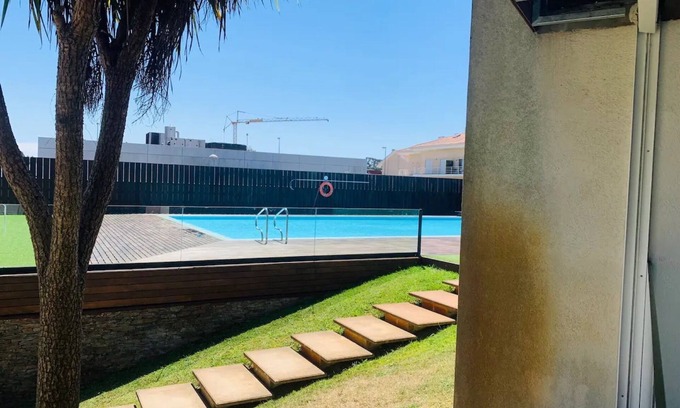 Fao Apartment | Apartment 'Casa Fãotastic' with Shared Pool, Balcony and Wi-Fi